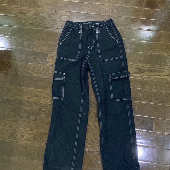 Urban Outfitters BDG Black Carpenter Cargo pants w/ White contrast stitching - Picture 5 of 7